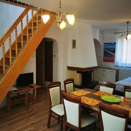 Homestay Villa Amber I Apartamenty Amber